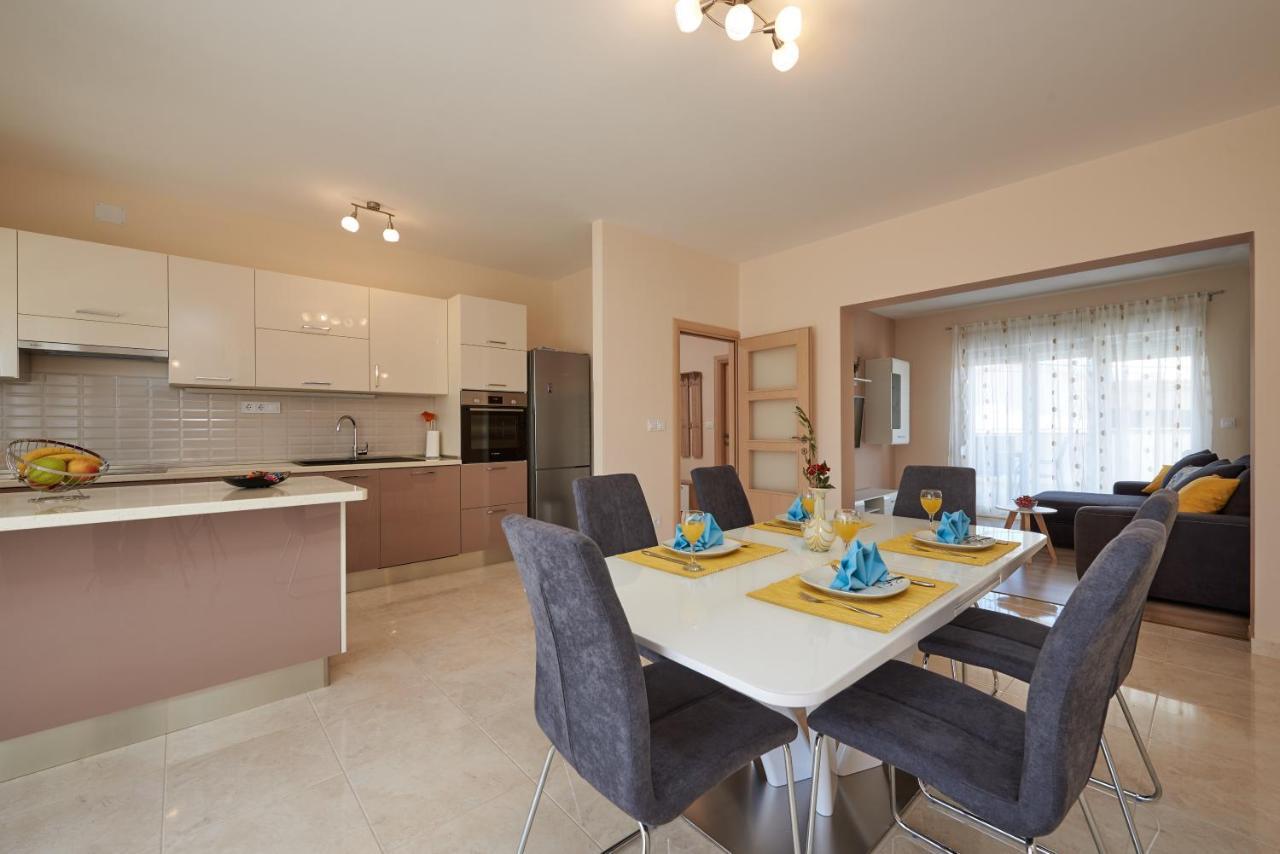 טרוגיר Apartman Tim מראה חיצוני תמונה